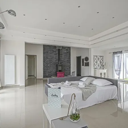 Luckey Homes - Rue De Bayeux 别墅 Ryes