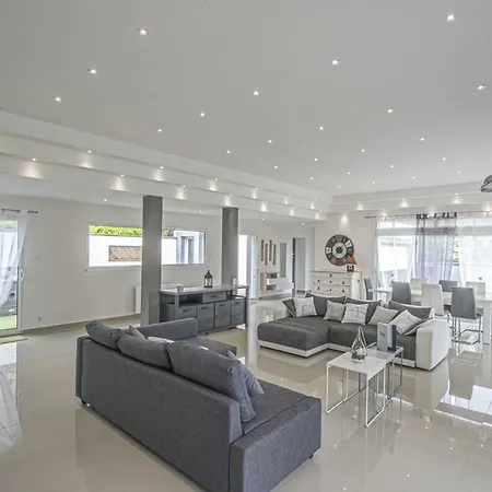 Luckey Homes - Rue De Bayeux * Ryes