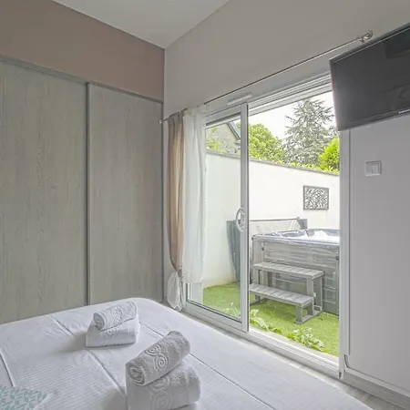 Luckey Homes - Rue De Bayeux 别墅 Ryes